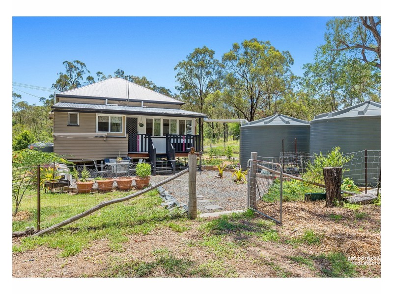 20 Earl Street, Stanwell QLD 4702