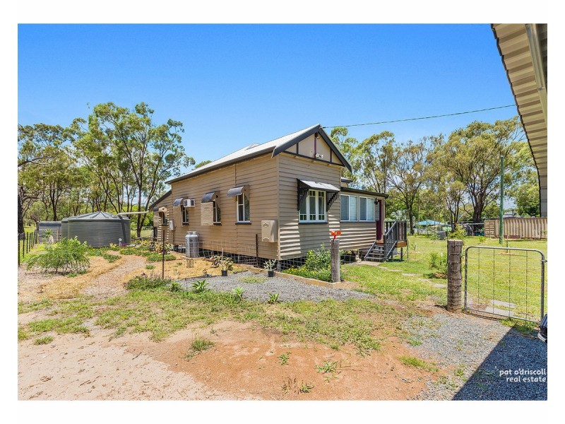 20 Earl Street, Stanwell QLD 4702