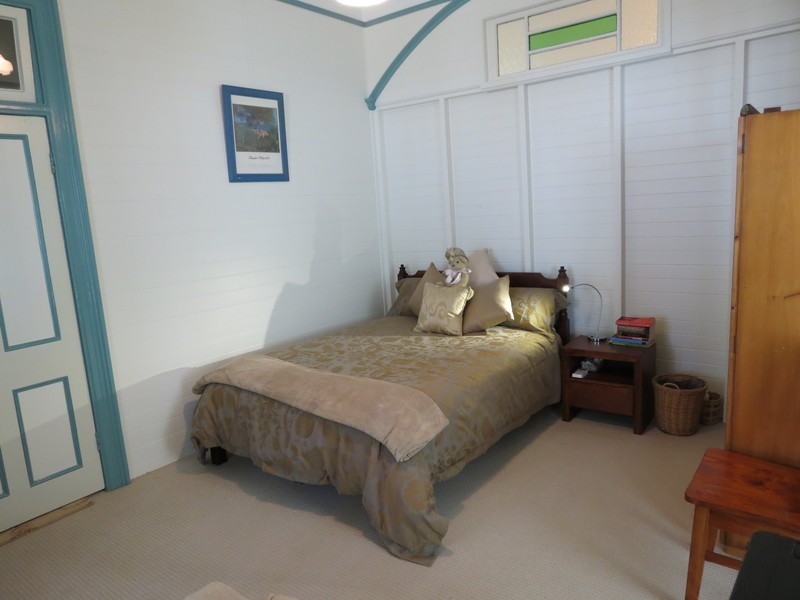 75 Kent St, Rockhampton City QLD 4700