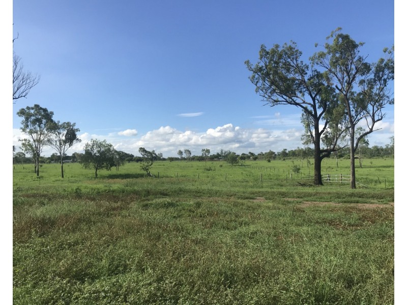 5 Spragg Road, Alton Downs QLD 4702