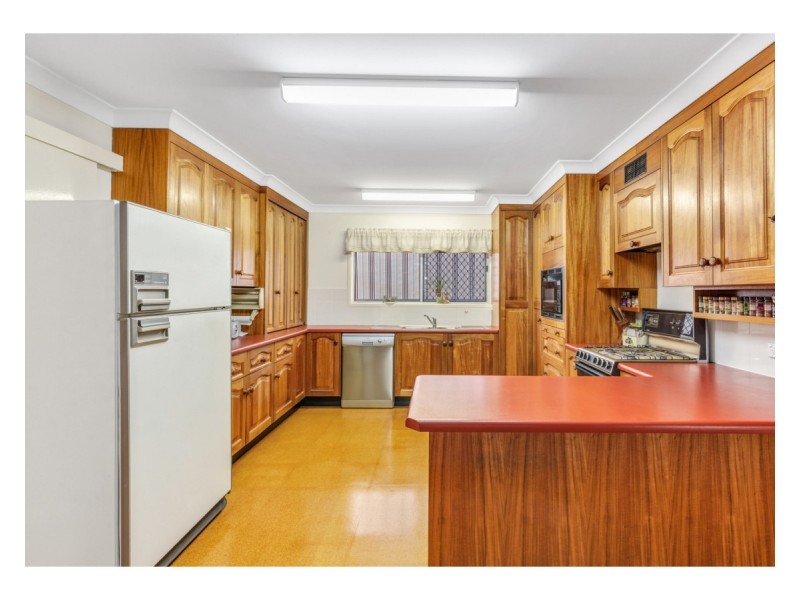 15 O’Shanesy Street, Gracemere QLD 4702