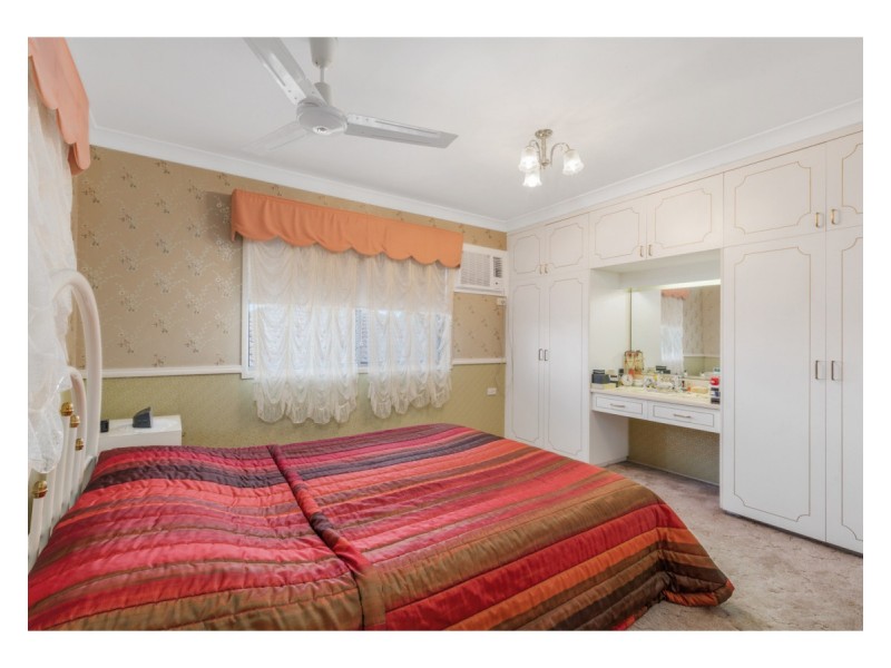 15 O’Shanesy Street, Gracemere QLD 4702