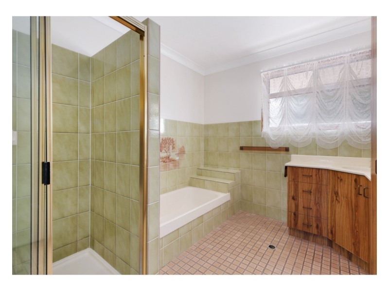 15 O’Shanesy Street, Gracemere QLD 4702