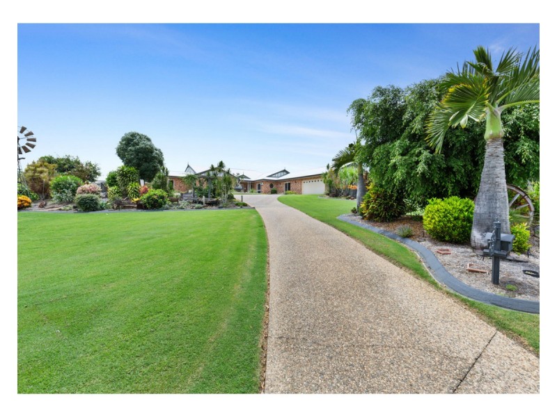 65 Angela Road, Rockyview QLD 4701