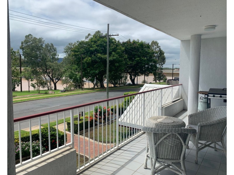 4/14 Victoria Parade, Rockhampton City QLD 4700