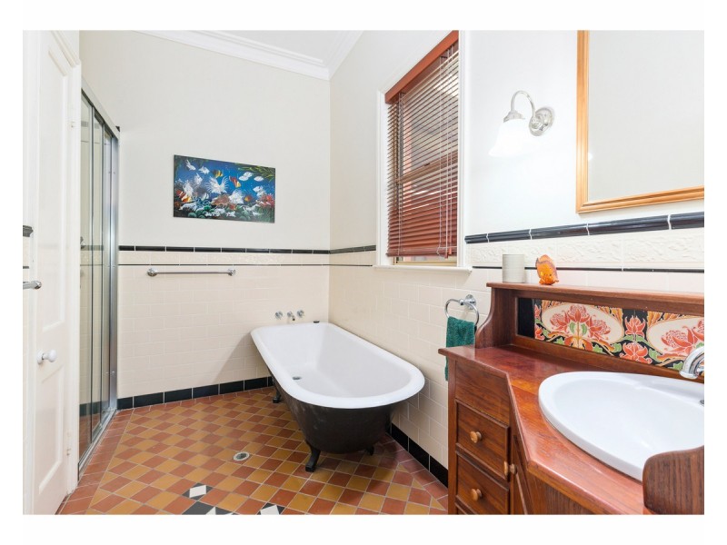 30 James Street, The Range QLD 4700