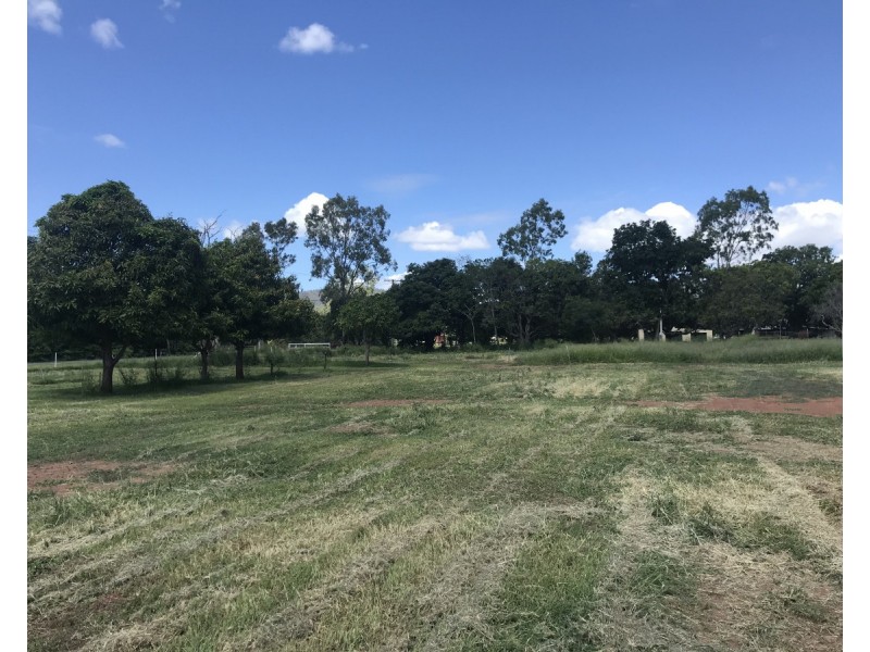 52689 Burnett Highway, Bouldercombe QLD 4702