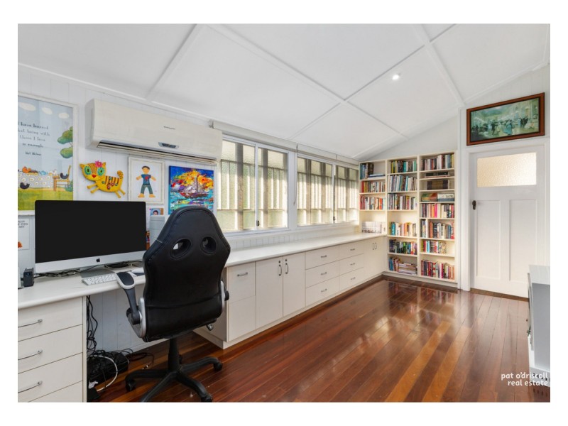 64 Agnes Street, The Range QLD 4700