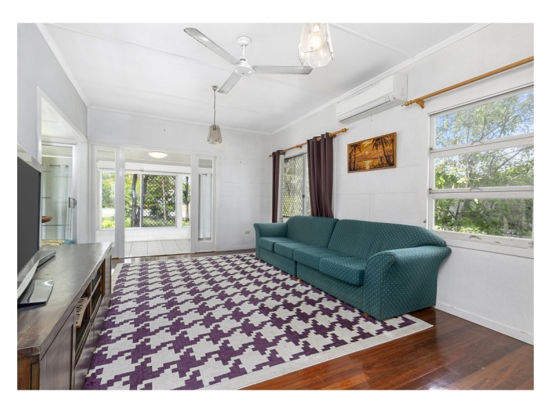 461 Crane Avenue, Kawana QLD 4701