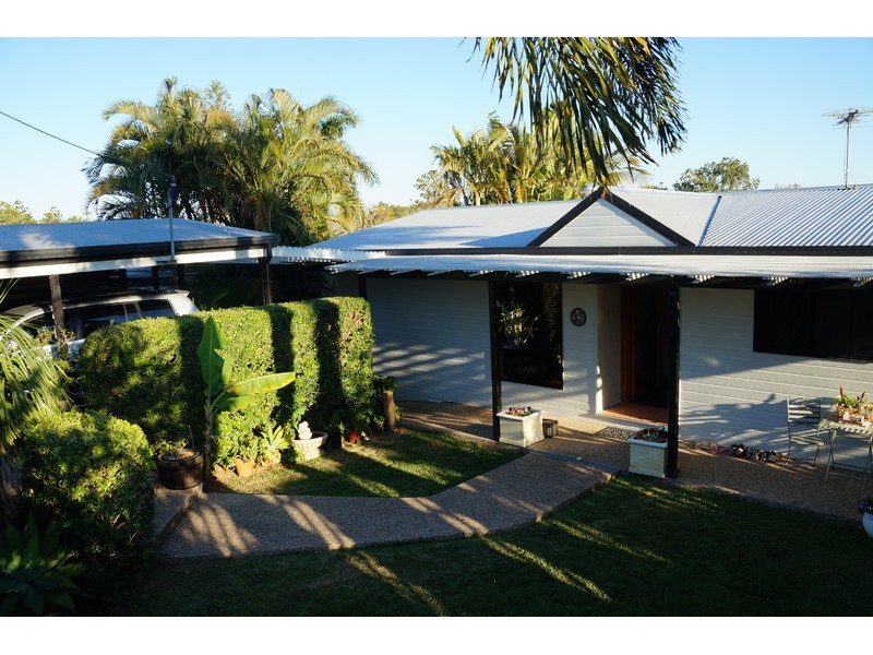 5 Bellevue Tce, The Range QLD 4700