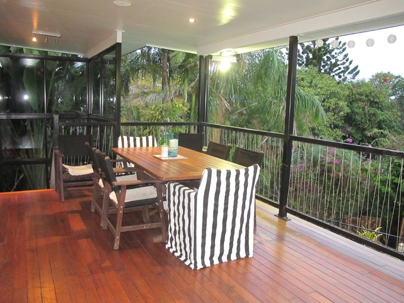 5 Bellevue Tce, The Range QLD 4700