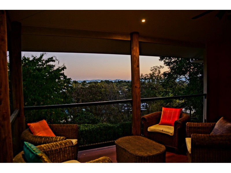5 Bellevue Tce, The Range QLD 4700