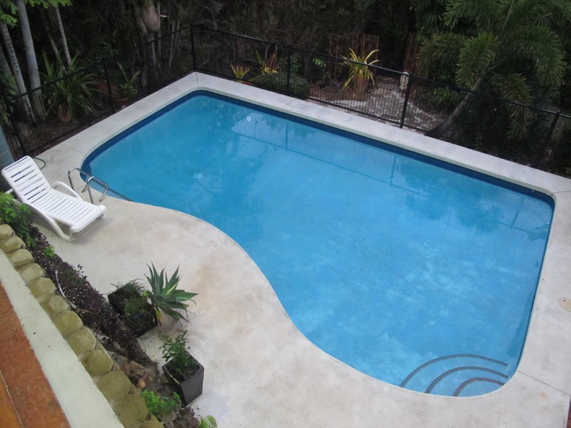 5 Bellevue Tce, The Range QLD 4700