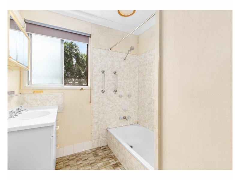 251 Richardson Road, Kawana QLD 4701