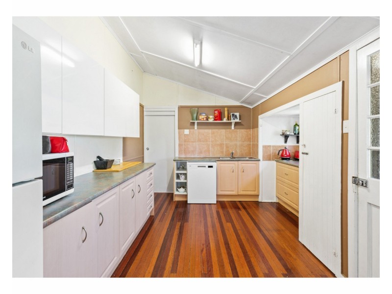 150 Earl Street, Berserker QLD 4701