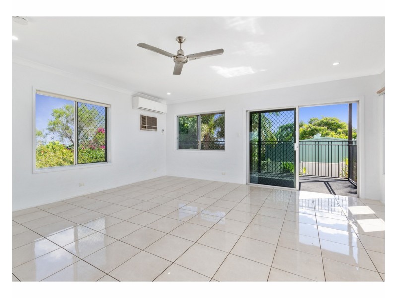 329 Philp Avenue, Frenchville QLD 4701