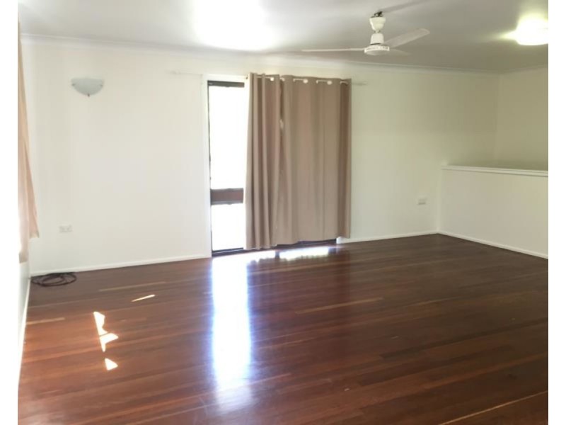 7 Crick Street, Kawana QLD 4701