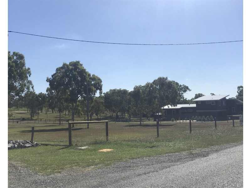 105 Bunya Road, Rockyview QLD 4701