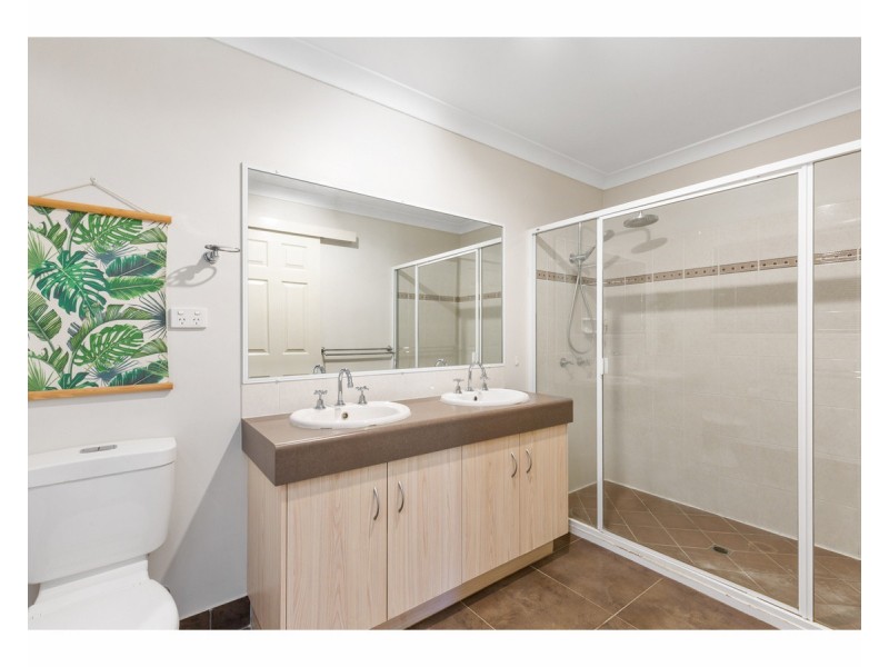 5 Maddison Avenue, Rockyview QLD 4701