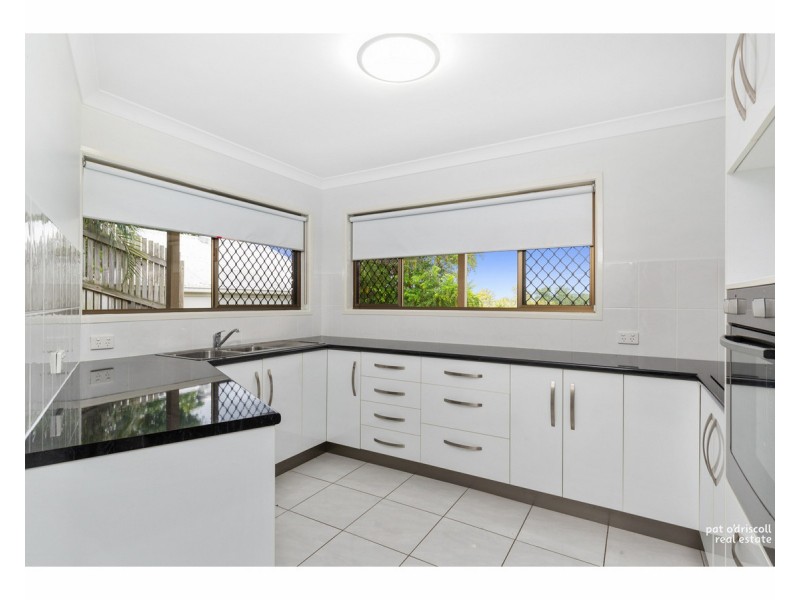 1/14 Kelly Street, The Range QLD 4700