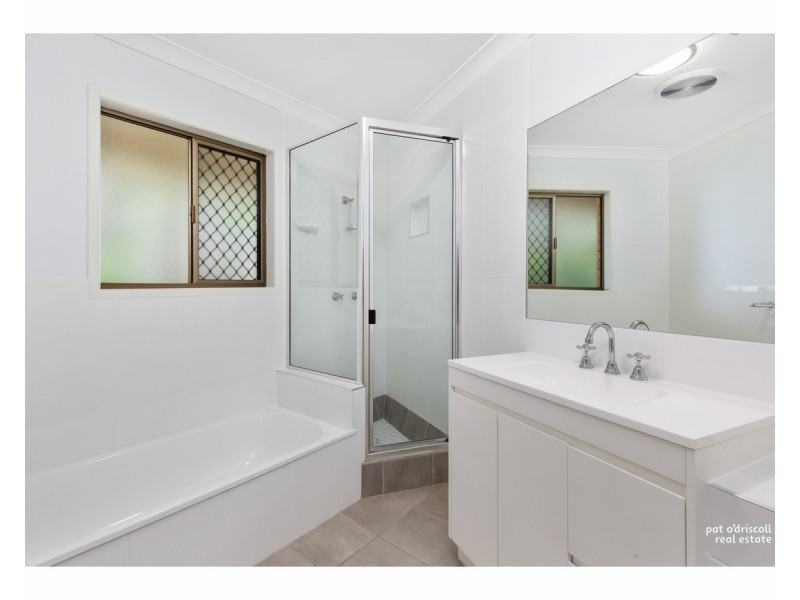1/14 Kelly Street, The Range QLD 4700