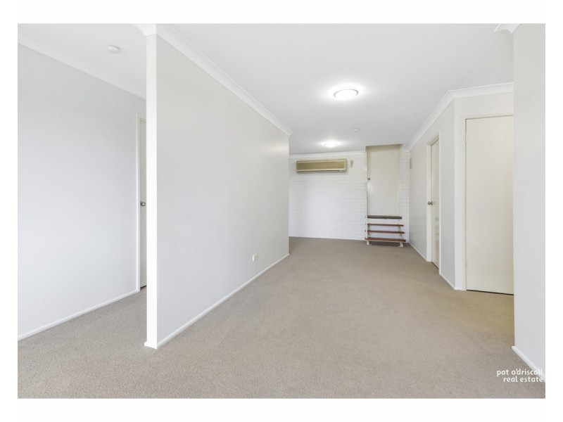 1/14 Kelly Street, The Range QLD 4700