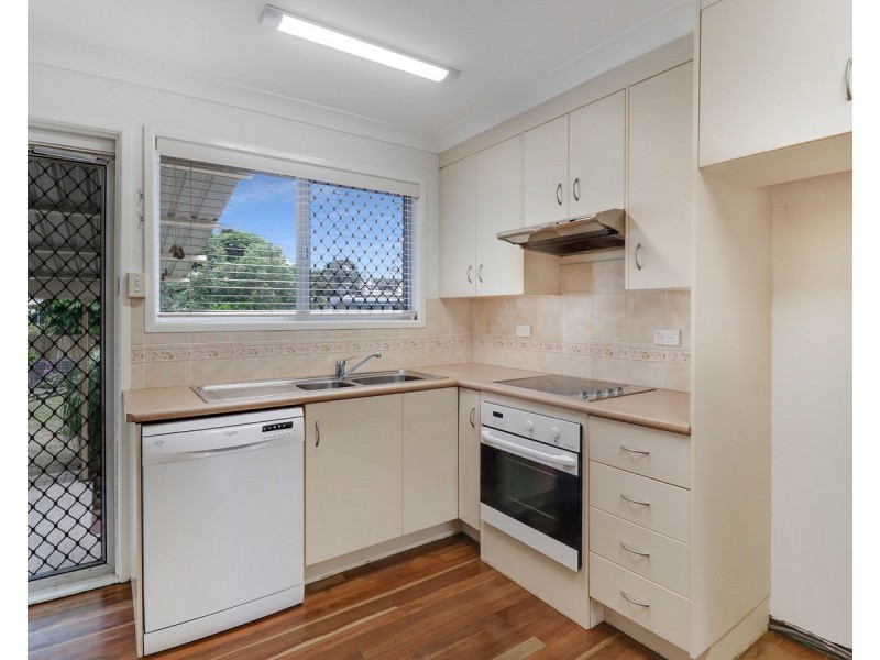 240 Flowers Avenue, Frenchville QLD 4701