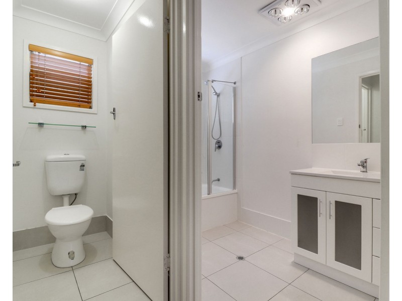 240 Flowers Avenue, Frenchville QLD 4701