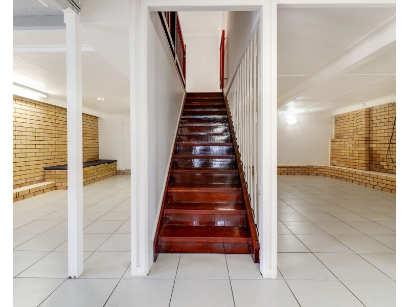 240 Flowers Avenue, Frenchville QLD 4701