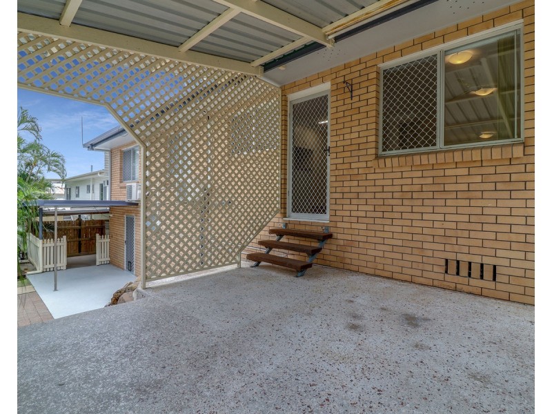 240 Flowers Avenue, Frenchville QLD 4701