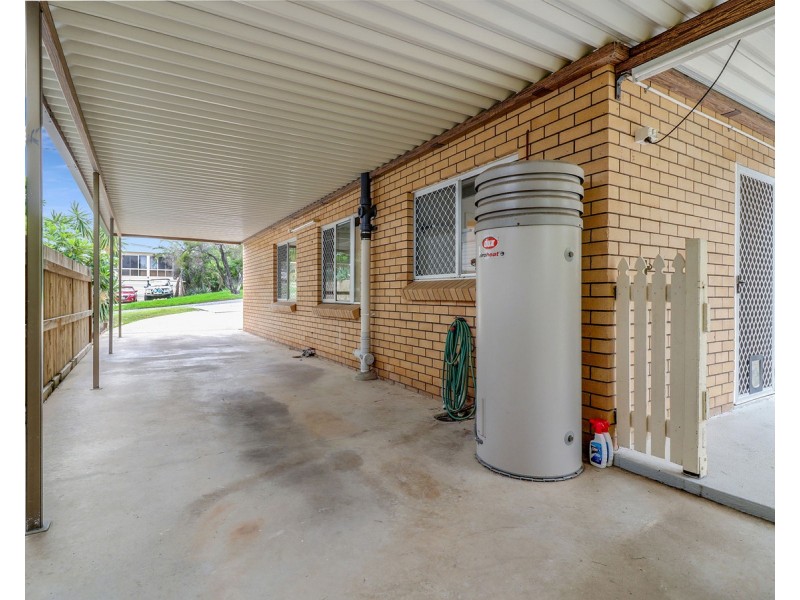 240 Flowers Avenue, Frenchville QLD 4701