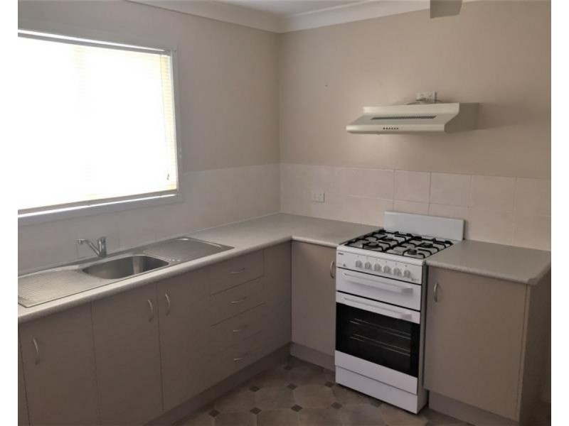 26 Wackford Street, Park Avenue QLD 4701