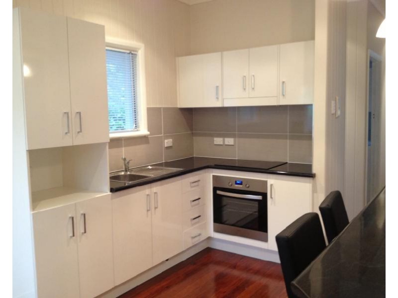 39 Meade Street, Wandal QLD 4700