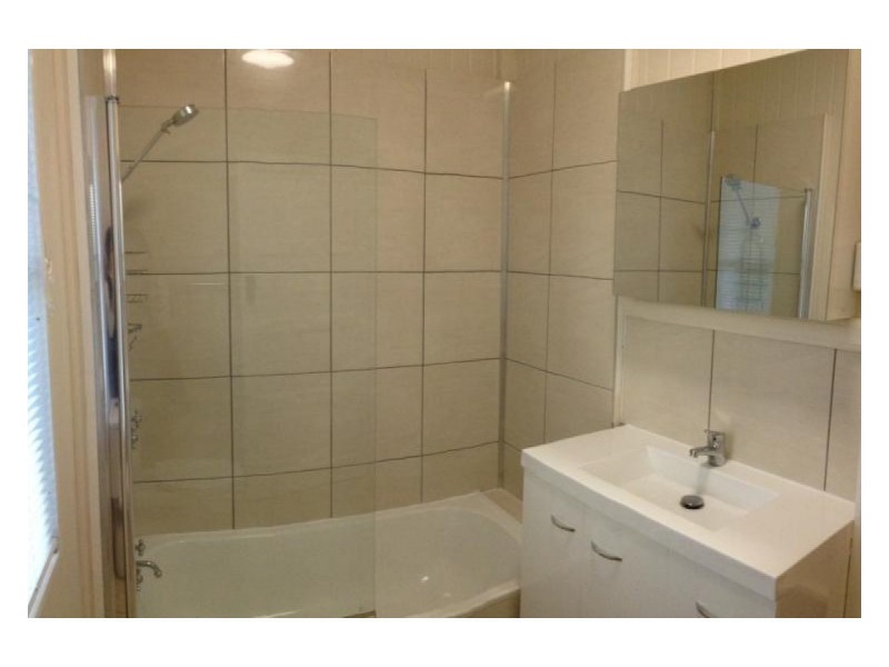 39 Meade Street, Wandal QLD 4700