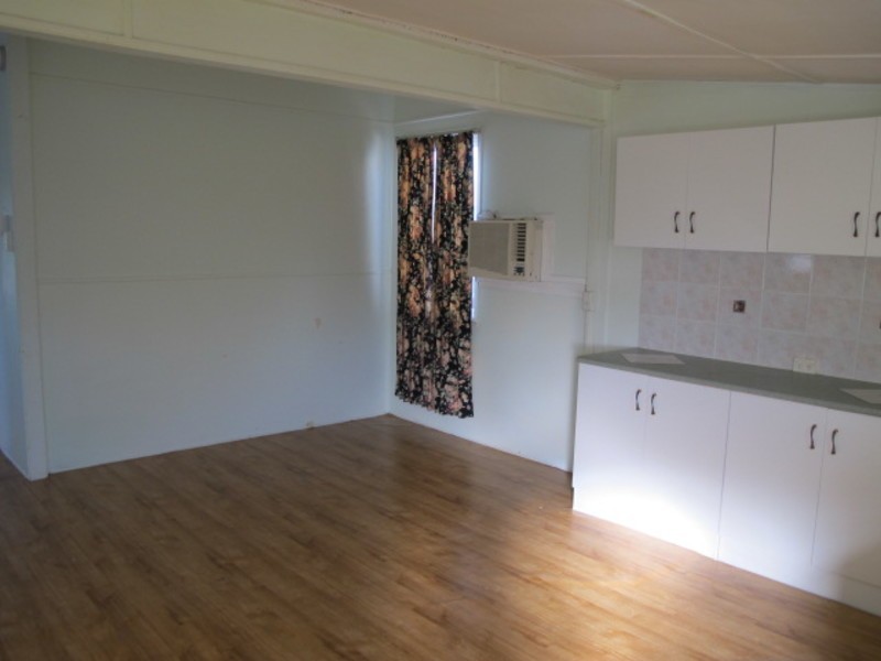 338 East Street, Depot Hill QLD 4700