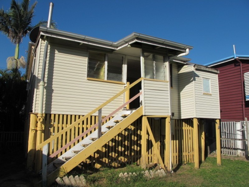 338 East Street, Depot Hill QLD 4700