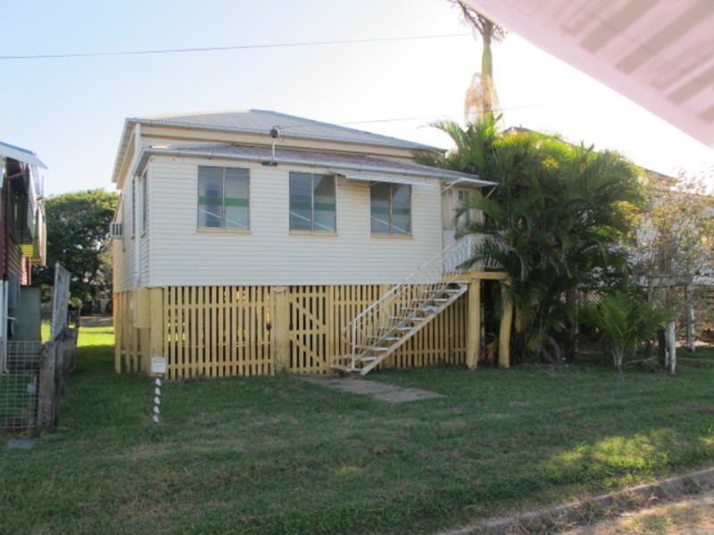 338 East Street, Depot Hill QLD 4700