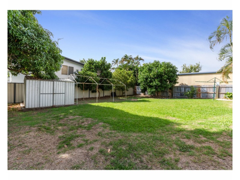 16 Peterson Street, West Rockhampton QLD 4700