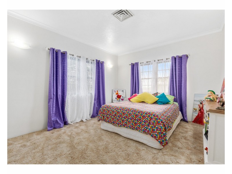 28 Beaney Street, Kawana QLD 4701