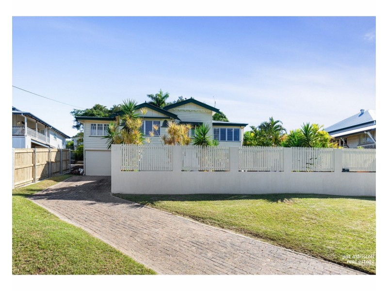 26 Cousins Street, The Range QLD 4700
