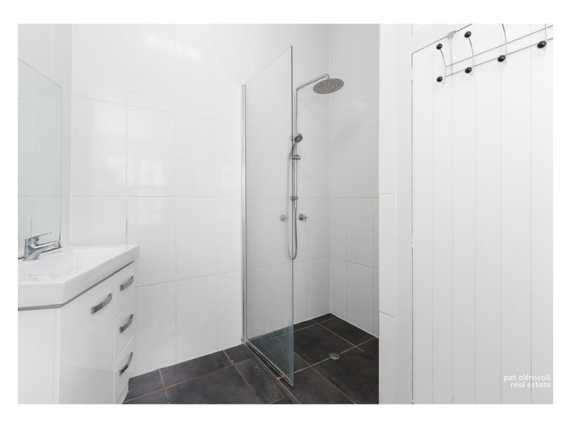 26 Cousins Street, The Range QLD 4700