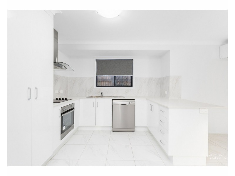 7 Jomarant Place, Kawana QLD 4701