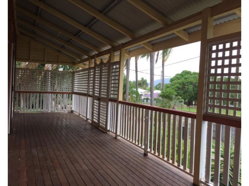 52 Henry Street, The Range QLD 4700