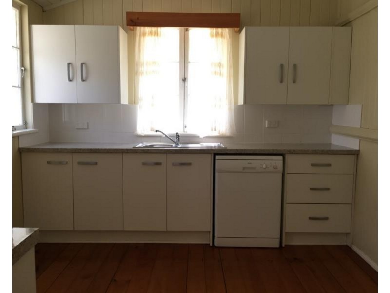 52 Henry Street, The Range QLD 4700