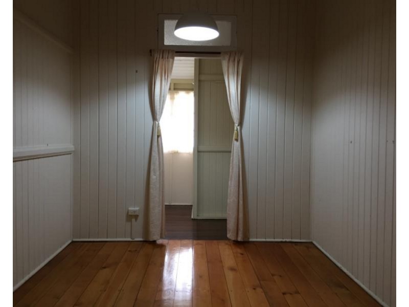 52 Henry Street, The Range QLD 4700