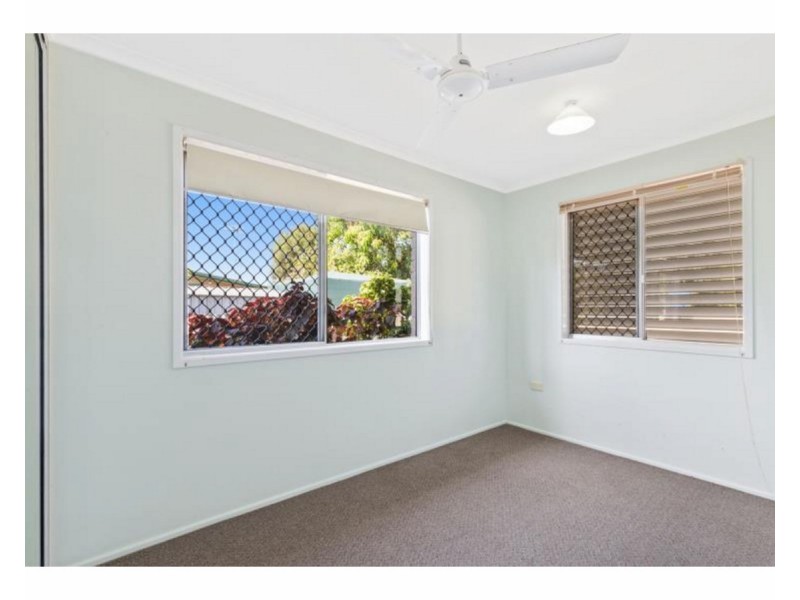 2/86 Sheehy Street, Park Avenue QLD 4701