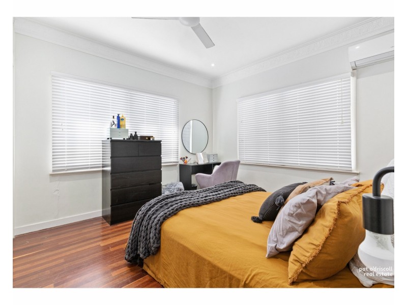 102 Davis Street, The Range QLD 4700