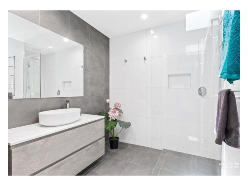 9 Pillich Street, Kawana QLD 4701