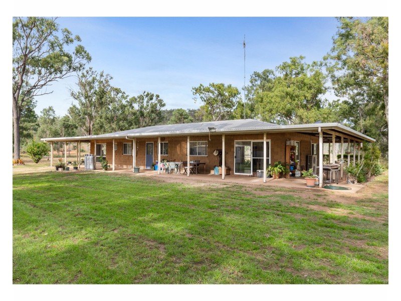 307 Connors Road, Stanwell QLD 4702