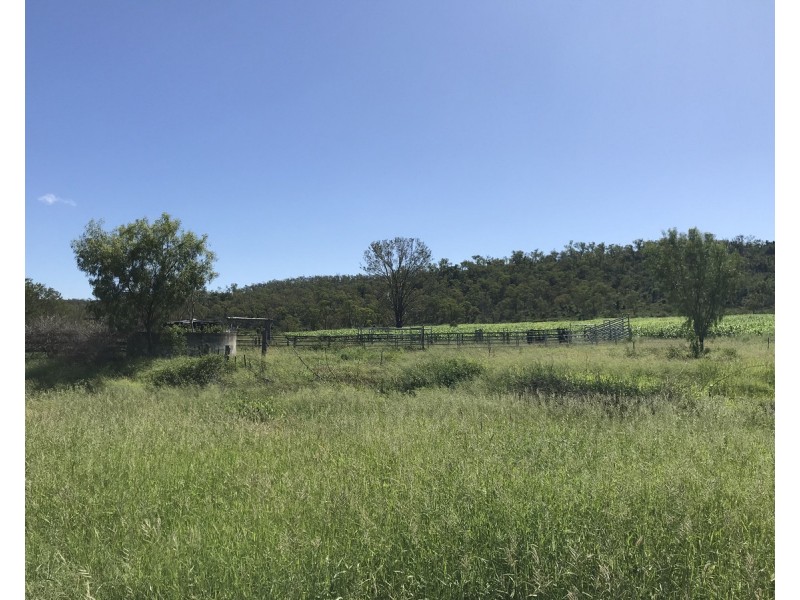 307 Connors Road, Stanwell QLD 4702